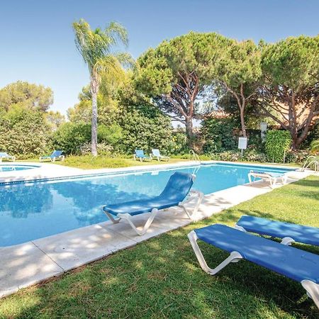 Beautiful Apartment In Marbella-Cabopino With 2 Bedrooms, Wifi And Outdoor Swimming Pool Экстерьер фото