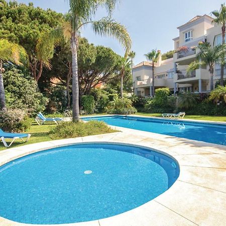 Beautiful Apartment In Marbella-Cabopino With 2 Bedrooms, Wifi And Outdoor Swimming Pool Экстерьер фото