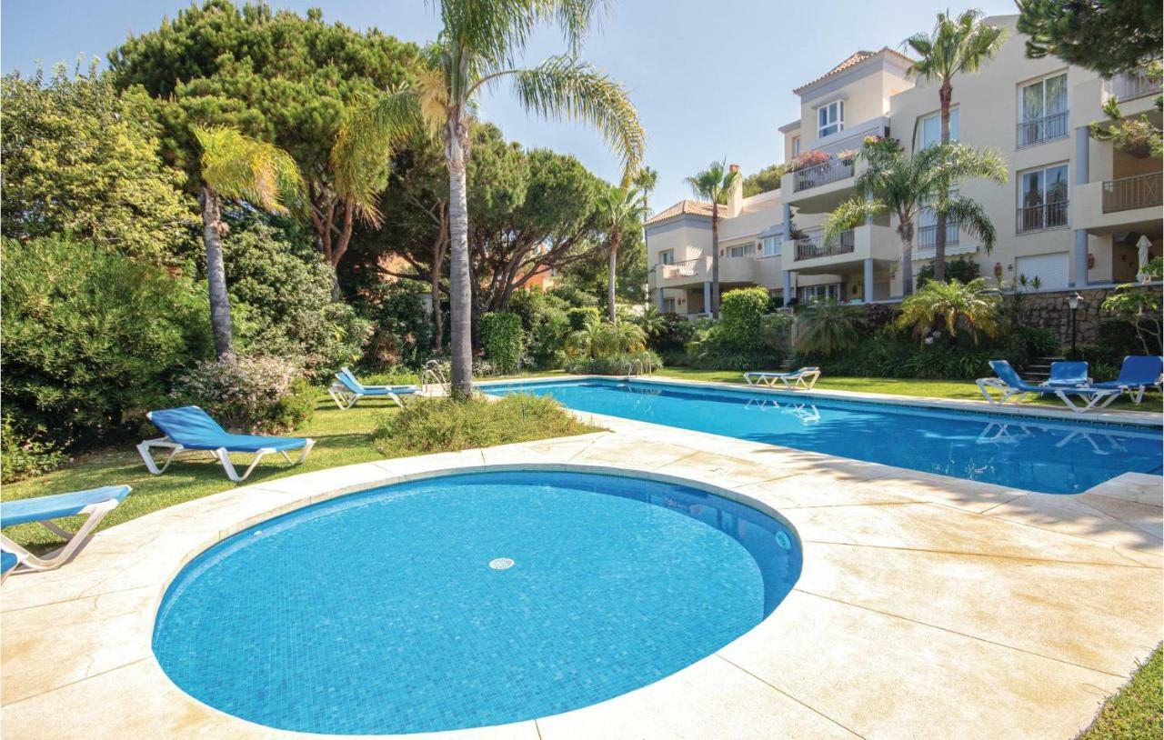 Beautiful Apartment In Marbella-Cabopino With 2 Bedrooms, Wifi And Outdoor Swimming Pool Экстерьер фото